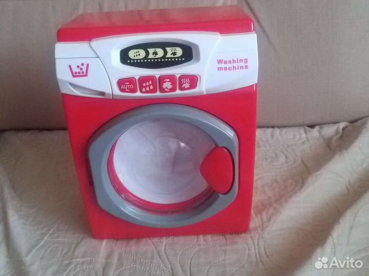 Детская стиральная машинка,гладильная доска и утюг