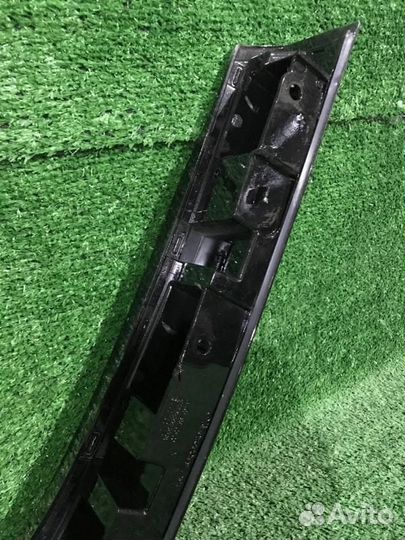 Накладка/расширитель крыла/арки передний левый Mer