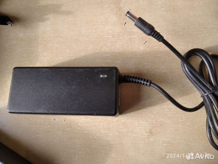 Блок питания 12V 5A