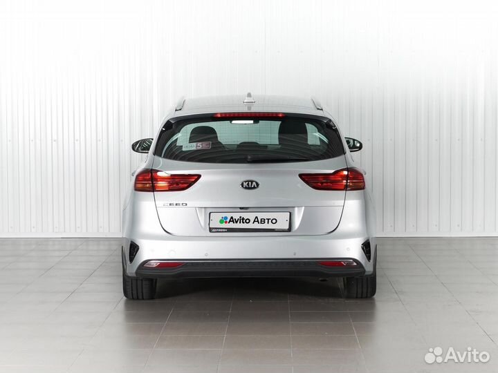 Kia Ceed 1.6 AT, 2021, 49 936 км