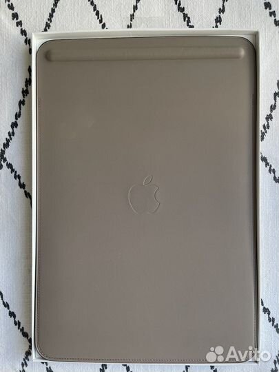Чехол-футляр Apple Leather Sleeve для iPad Pro