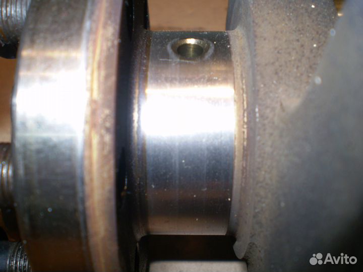 Коленвал Mazda 323F 1.3 BA 94-98