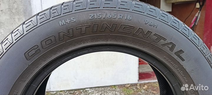 Continental CrossContact LX 215/65 R16 98S