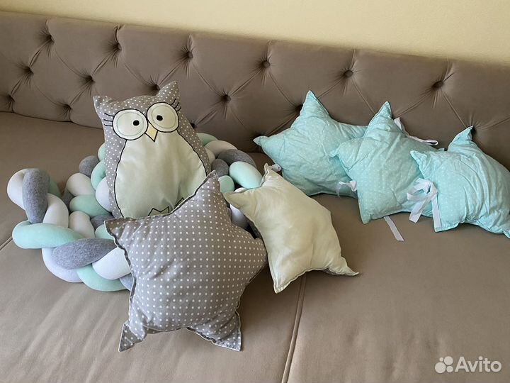 Подушки и коса в детскую кроватку