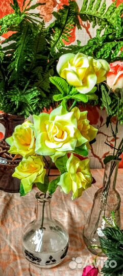 Цветы и ветки искусственные