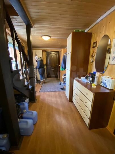 Коттедж 200 м² на участке 12 сот.