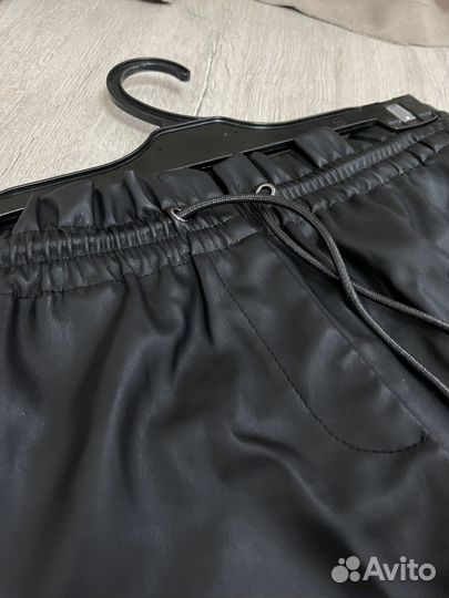 Кожаные шорты 46 Zolla (новые)