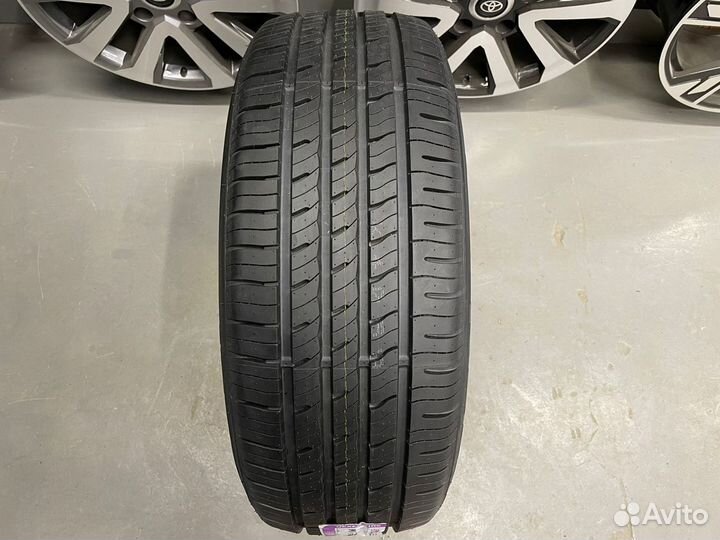 Nexen N'Fera RU5 SUV 255/55 R20 107V