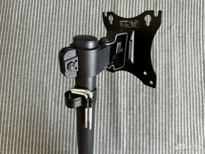 Кронштейн для монитора Arm Media LCD-T01 до 32