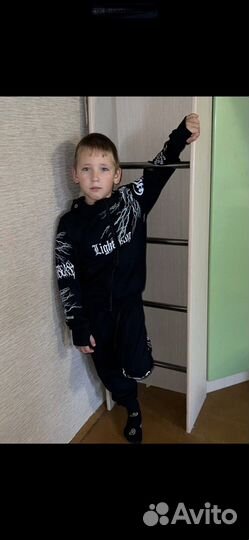 Спортивный костюм новый для мальчика