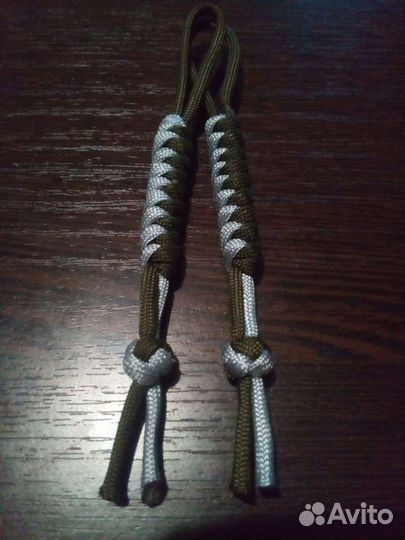 Темляк для ножа