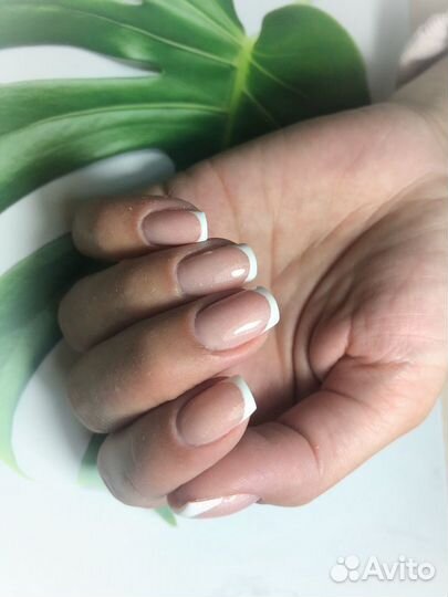 Наращивание ногтей