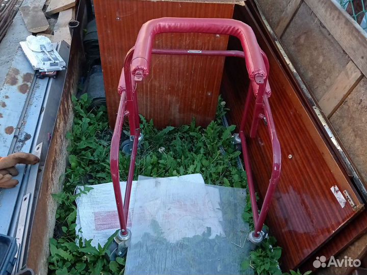 Ходунки для взрослых на колесах