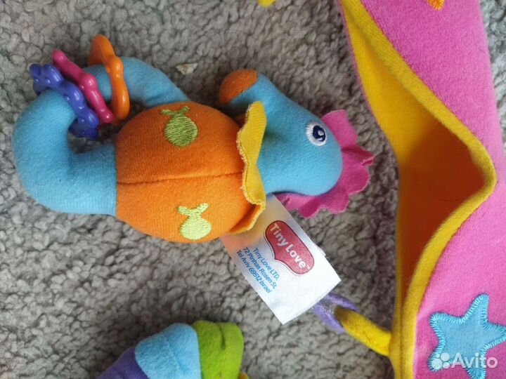 Яркая дуга на коляску/ кроватку Tiny love