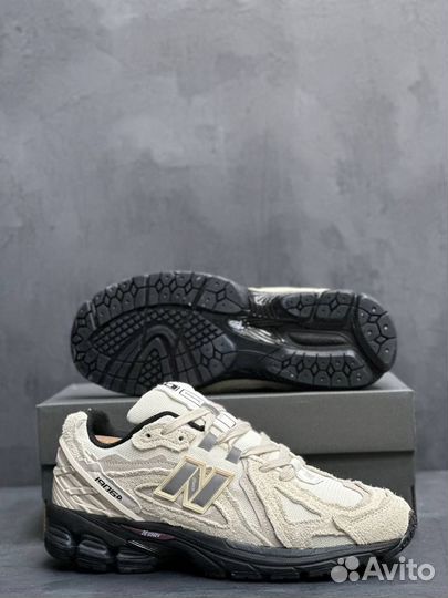 Кроссовки New Balance 1906r