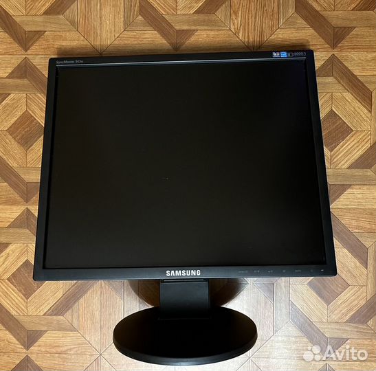 Samsung SyncMaster 943N, 1280x1024, 75 Гц, TN