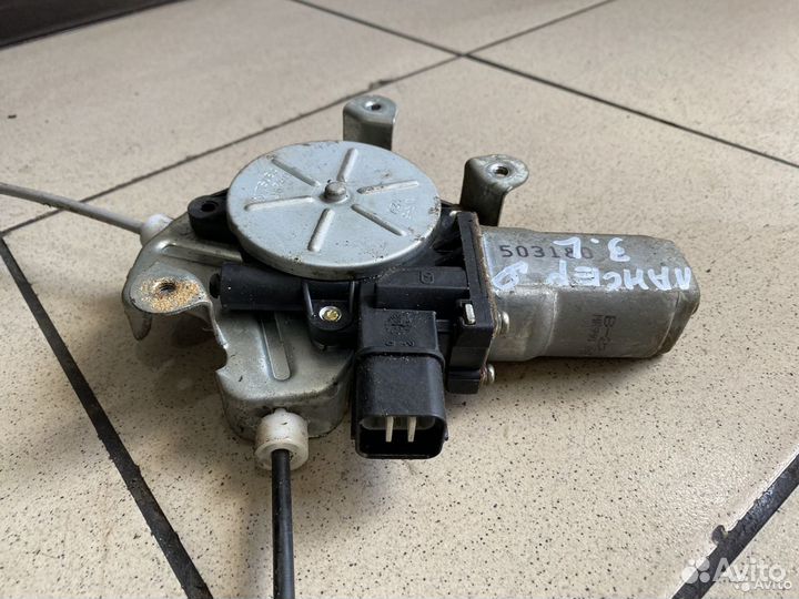 Стеклоподемник задний левый Mitsubishi Lancer 9