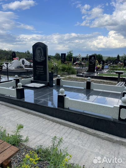 Памятники из гранита установка