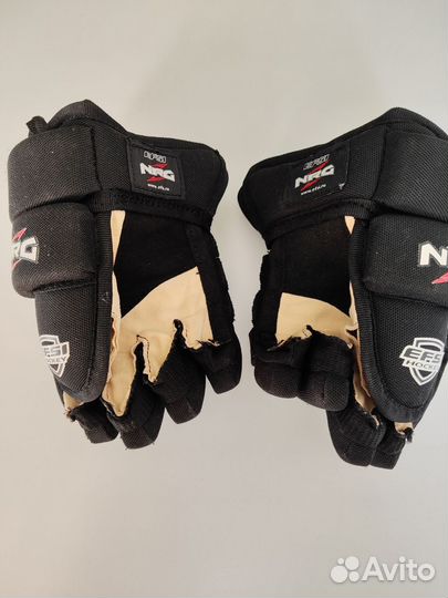 Набор: Хоккейный шлем+краги+налокотники