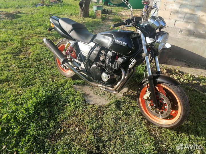 Yamaha xjr 400
