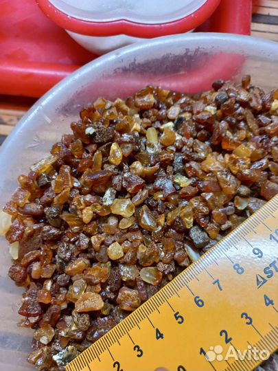 Янтарь 4-8 мм и Янтарная пудра