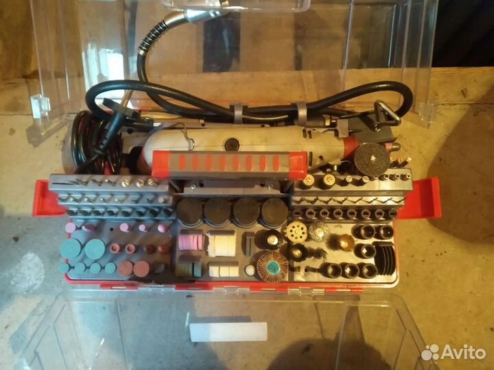 Гравер зубр