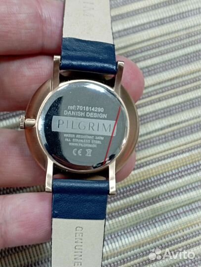 Часы наручные Pilgrim