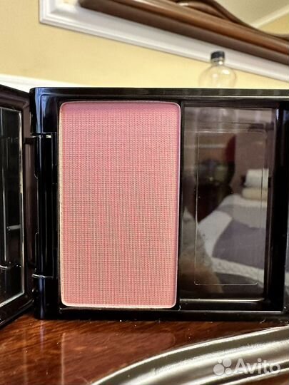 Новые Shiseido luminizing satin color PK 304