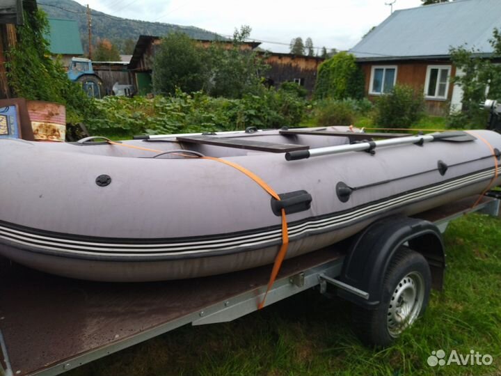 Лодка 390
