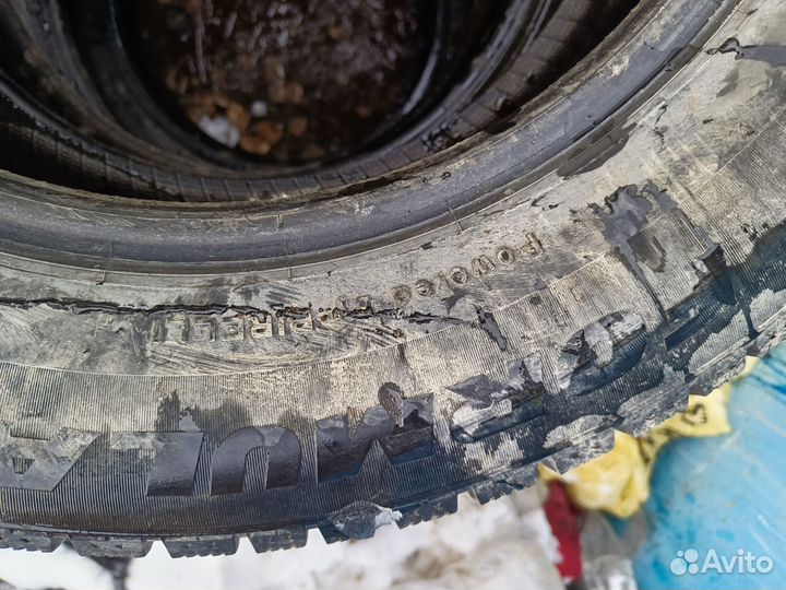 Pirelli Formula Ice 225/65 R17