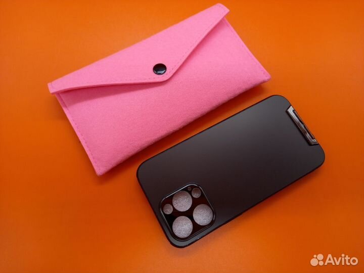 33885 Металлический чехол-подставка для iPhone 13