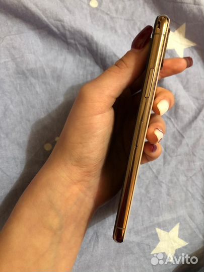iPhone Xs, 64 ГБ