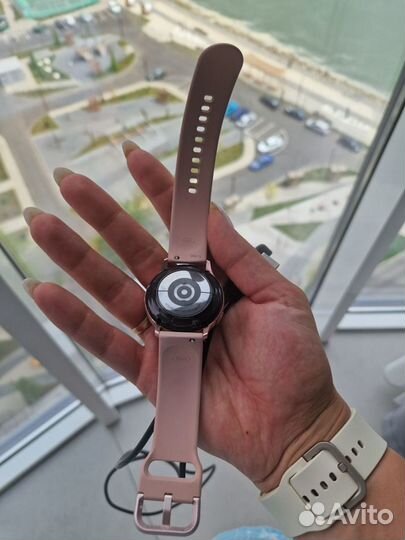 Часы samsung galaxy watch