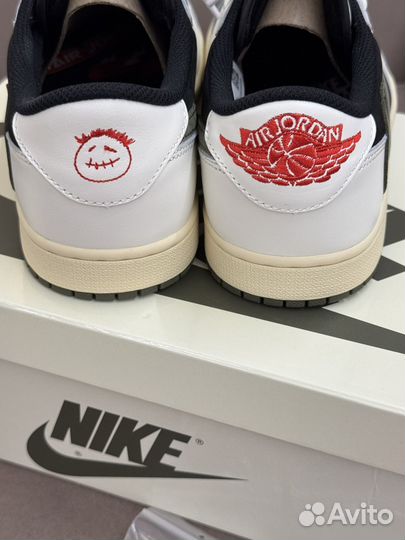 Nike Travis Scott olive