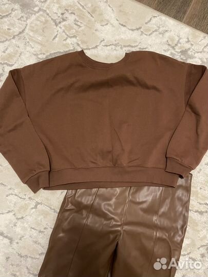 Вещи женские 42-44