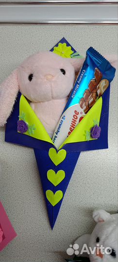 Букет подарочный с игрушкой