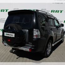 Mitsubishi Pajero 3.8 AT, 2013, 326 000 км, с пробегом, цена 1 969 000 руб.