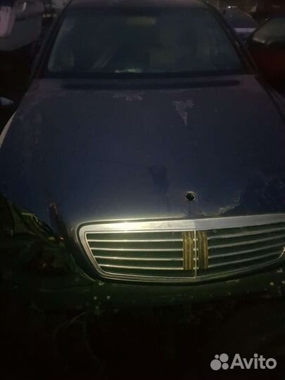 Мерседес220.99г.3.2бензин