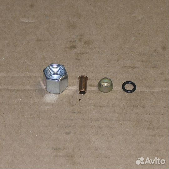 Гайка накидная М14*1,5-6Н (трубка д.8) в сбо (кмд)