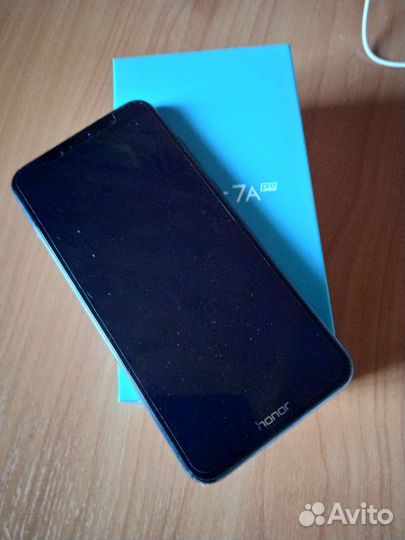 Телефон honor 7а pro