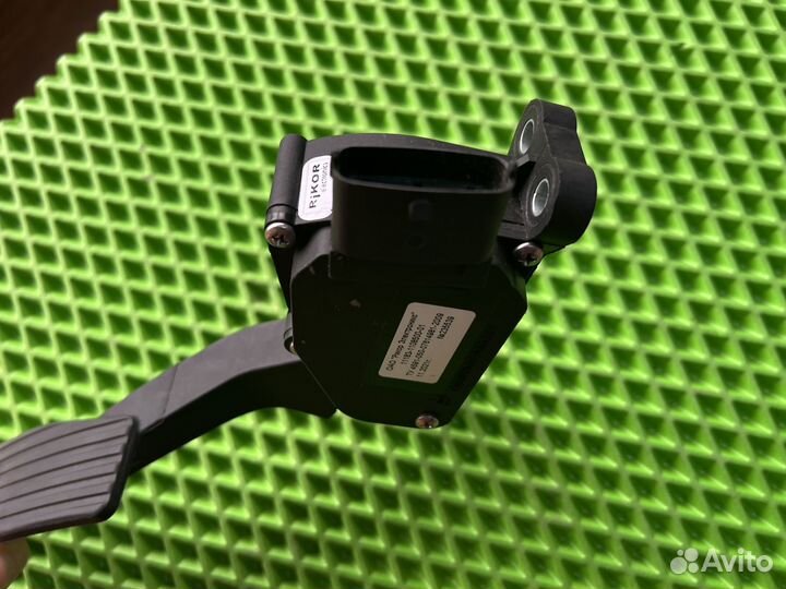 Педаль газа гранта калина приора