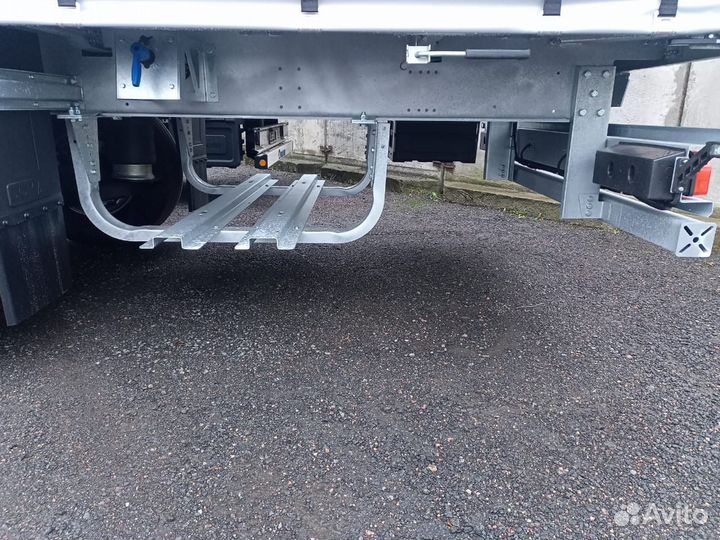 Полуприцеп шторный Sotrans SC3-1, 2023