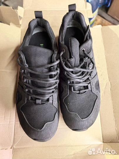 Кроссовки фарадей (43 р-р)