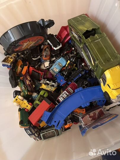 Машинки хотвилс 14 штук