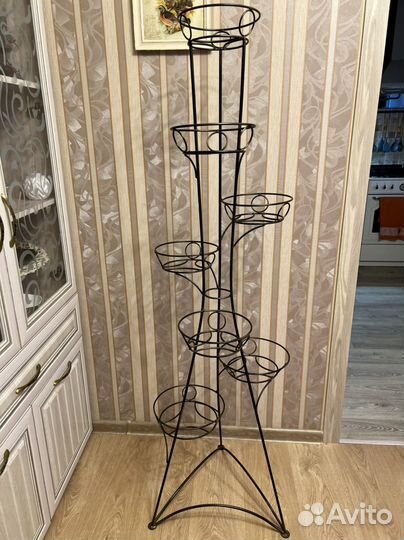 Подставка для цветов бронь