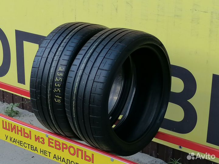 Pirelli P Zero PZ4 235/35 R19