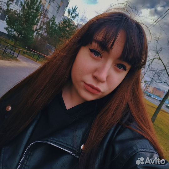 Продавец, сотрудник пвз