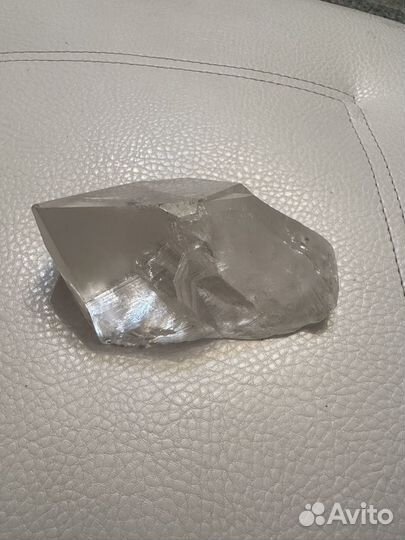 Горный хрусталь камень