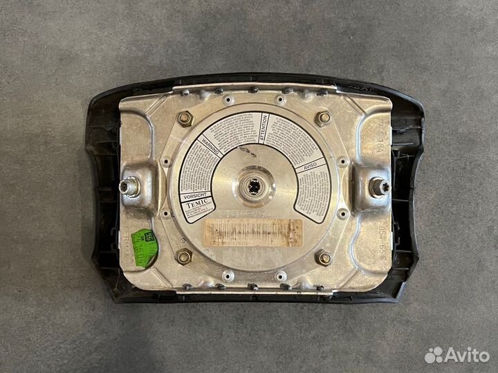 Подушка безопасности водителя Audi a6 c4/100