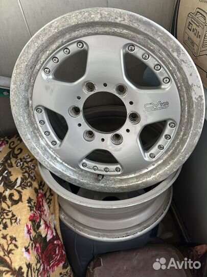 Диски на Тойота Хайс или Ниссан Караван